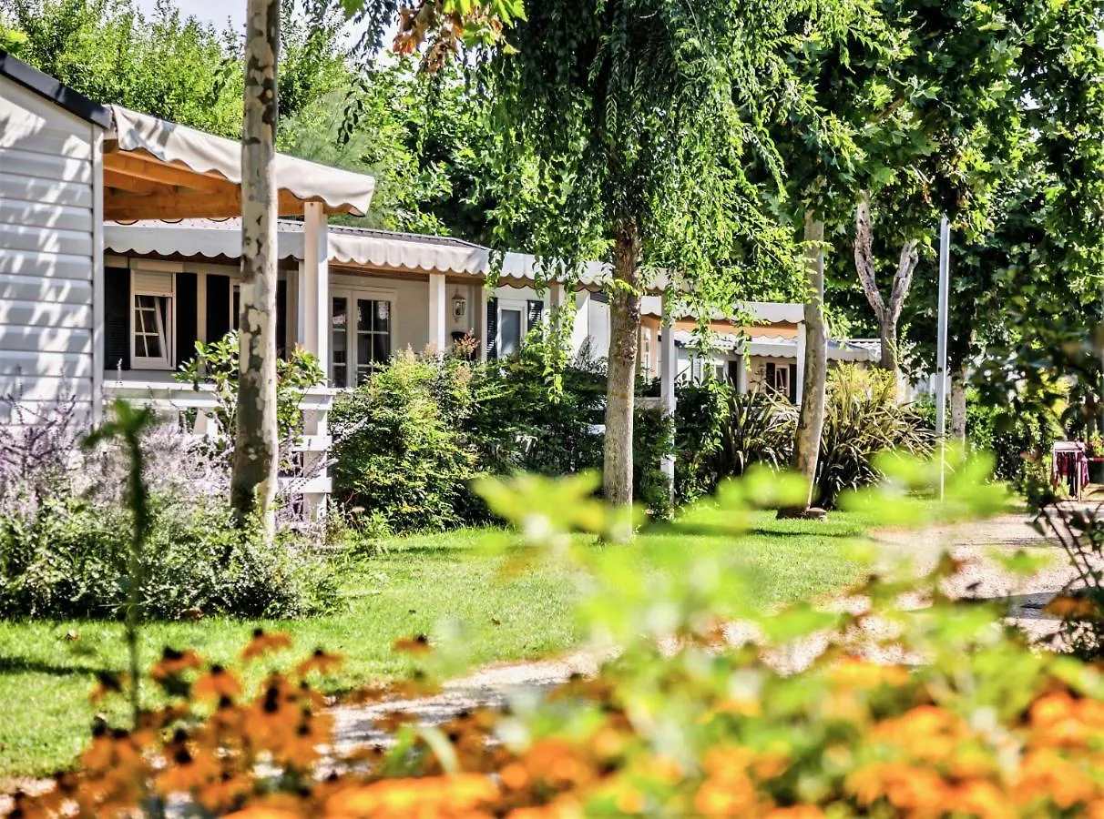 假日公园 Miramare Camping Village 索托马里纳