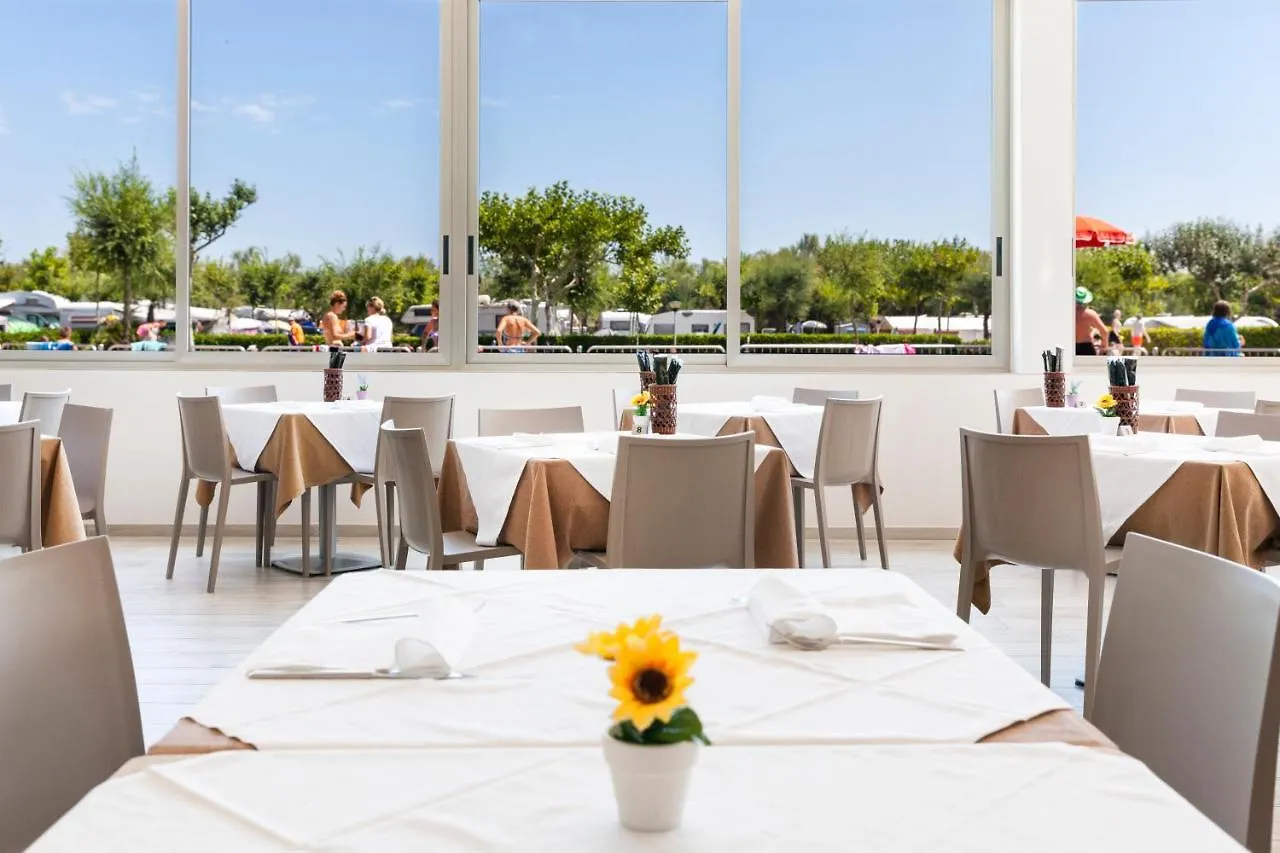 Miramare Camping Village Sottomarina 3*,  Italien